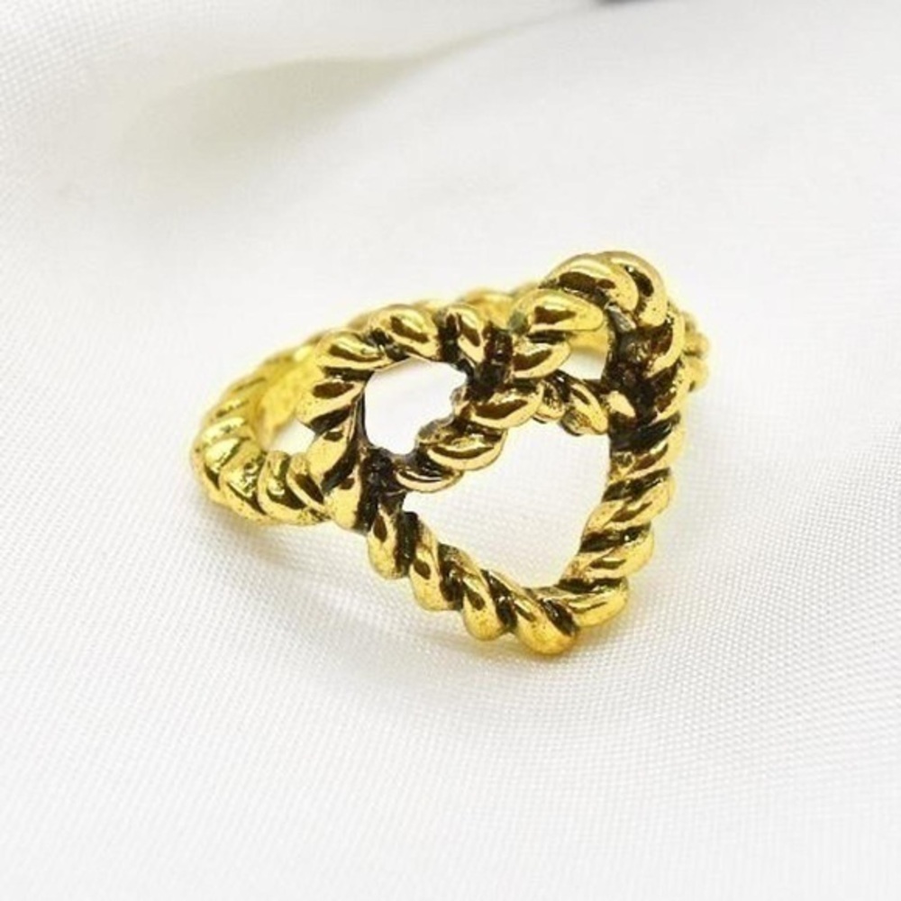 Twisted Gold Heart Ring